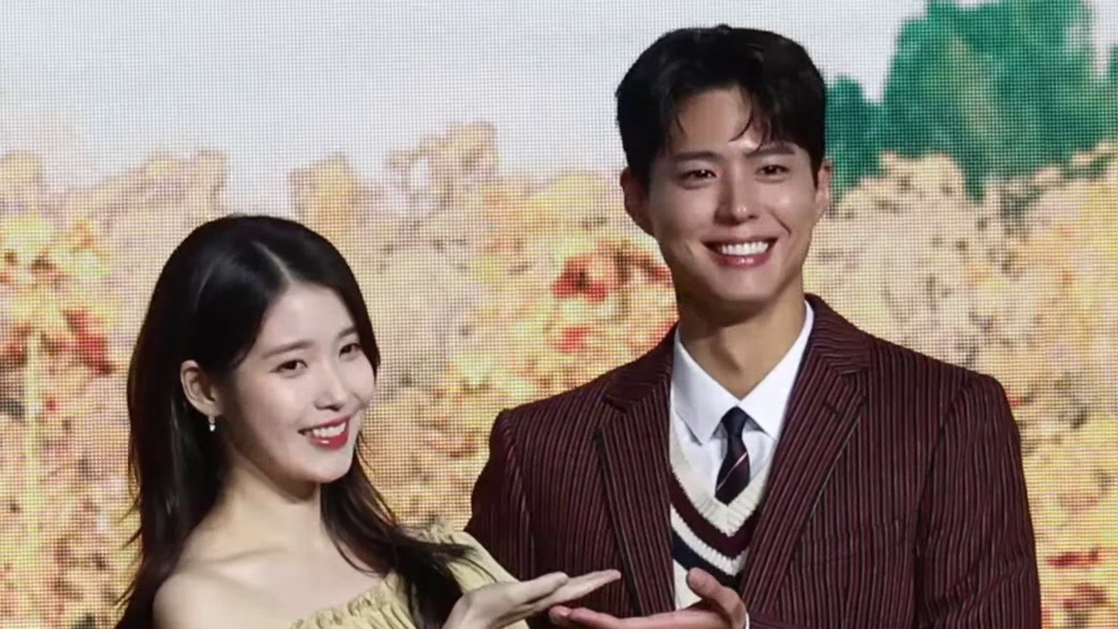 IU e Park Bo-gum na coletiva de Se a Vida Te Der Tangerinas