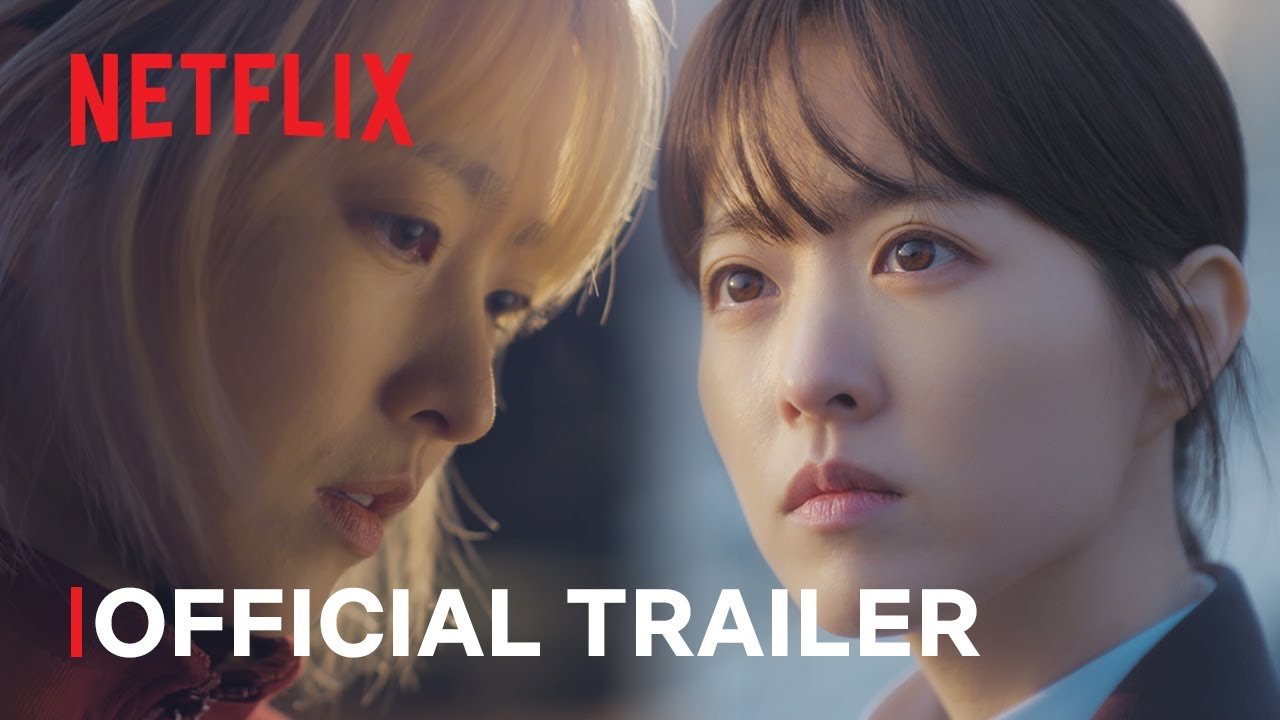 Dois visuais de Park Bo-young lado a lado na miniatura do trailer oficial